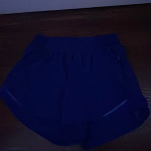 lululemon bright blue hotty hot shorts size 2